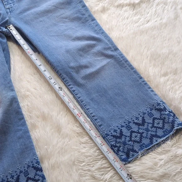Lauren Ralph Lauren Blue Embroidered Straight Crop Jeans Size 12 - Picture 13 of 13